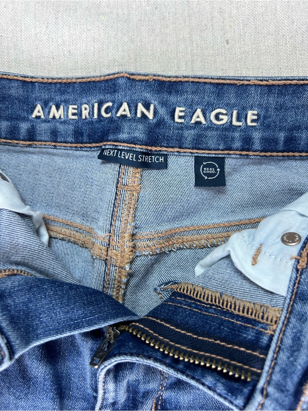 American Eagle Classic Women's Blue Flared Jeans Skinny Kick - Size 6 Long - Picture 3 of 10